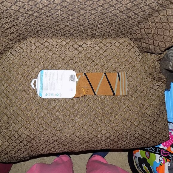 Goodhew / Sockwell Cashmerino Enwraptured over calf socks in Ochre - Picture 5 of 9